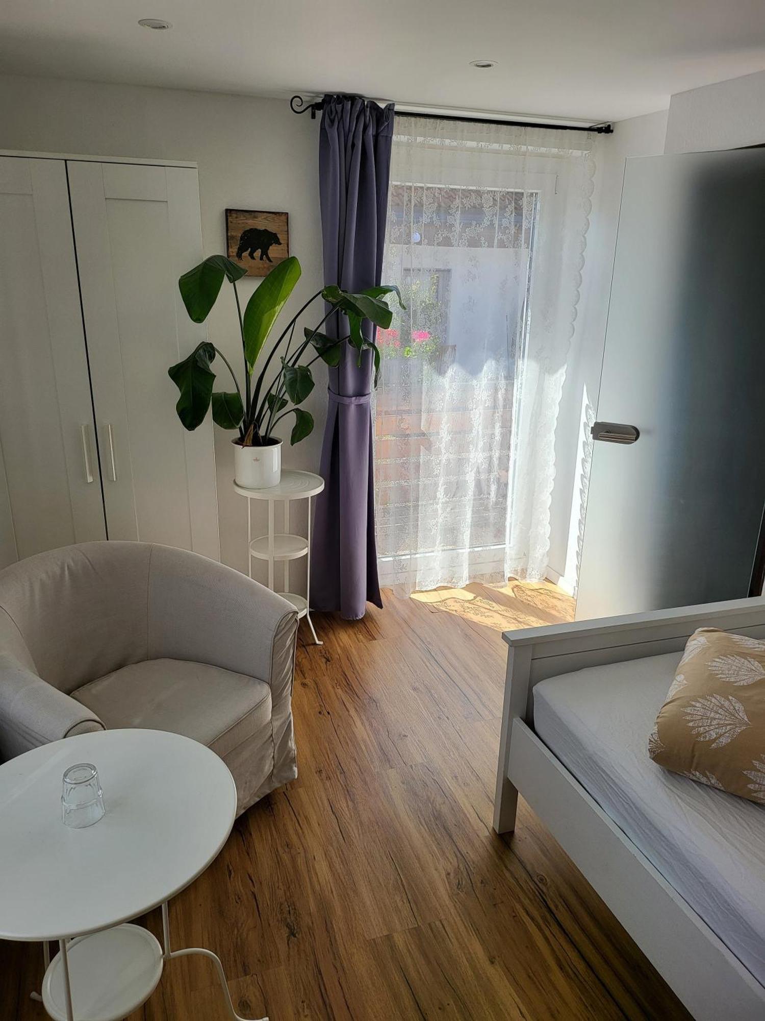 Pension Linde Хёхеншванд Экстерьер фото