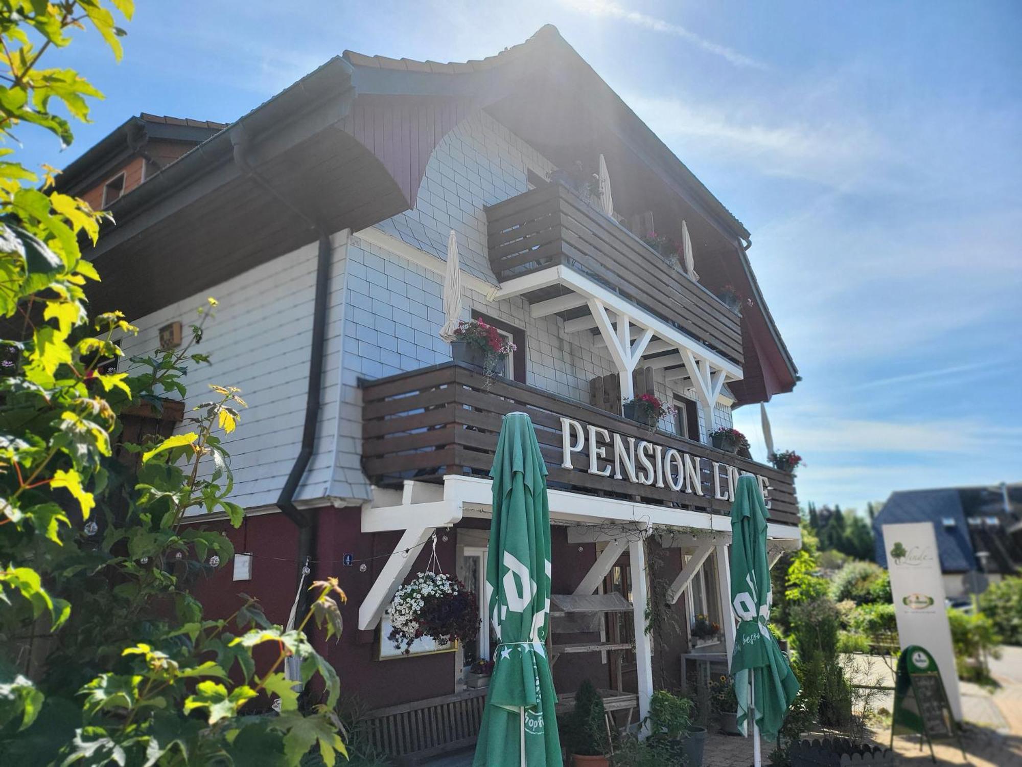 Pension Linde Хёхеншванд Экстерьер фото